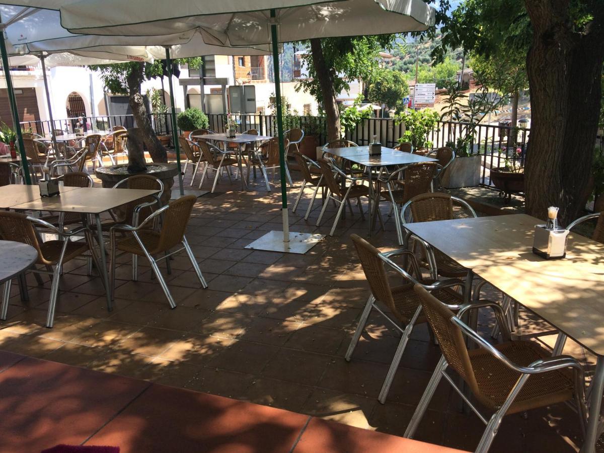 Pensión Restaurante El Cruce de Hornos Exterior foto