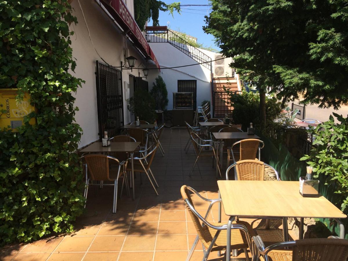 Pensión Restaurante El Cruce de Hornos Exterior foto