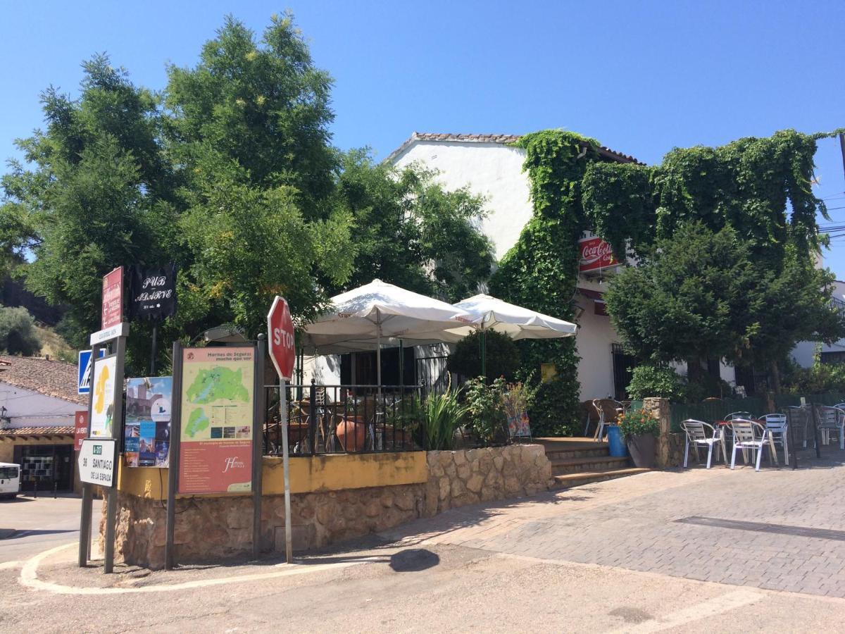Pensión Restaurante El Cruce de Hornos Exterior foto